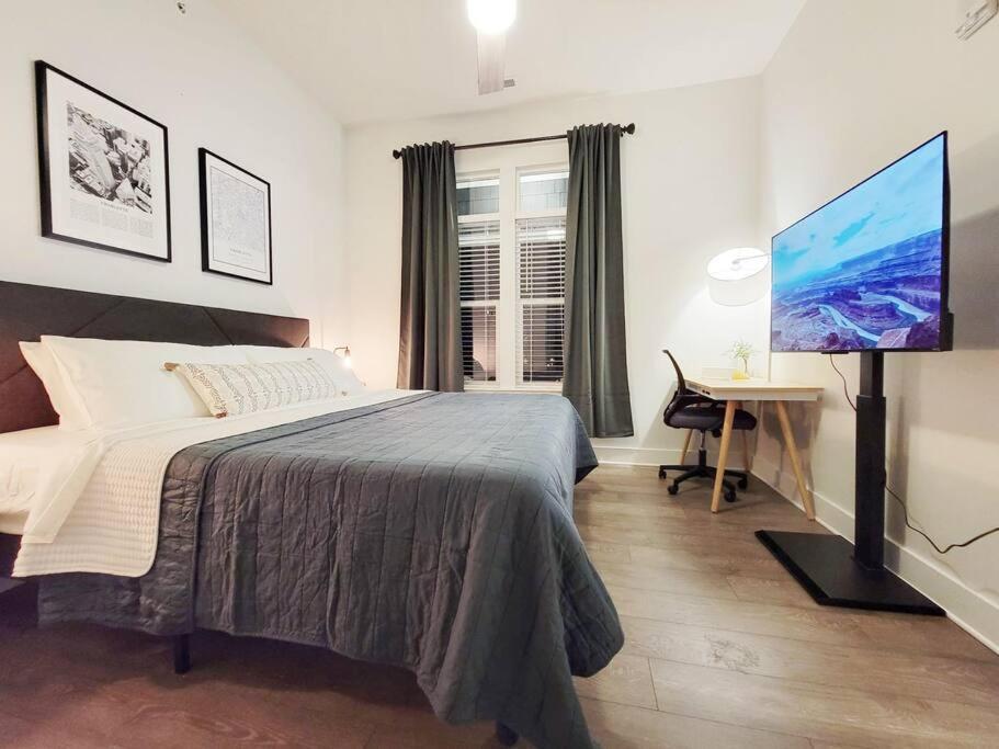 夏洛特New Stylish Getaway- 5 Mil To Uptown/3 Smart Tvs!公寓 外观 照片