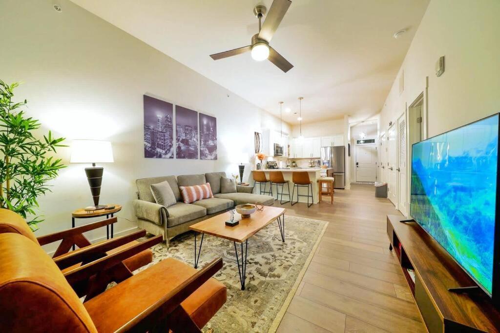 夏洛特New Stylish Getaway- 5 Mil To Uptown/3 Smart Tvs!公寓 外观 照片